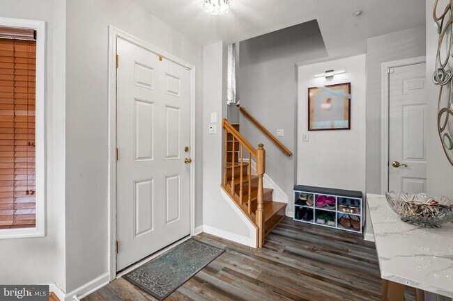 Foto del edificio - 10290 Chestnut Park Ln