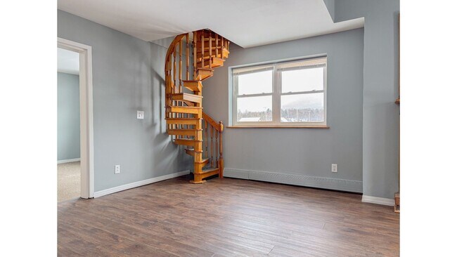 Foto del edificio - Stunning 3br/2bath Townhome with Private D...