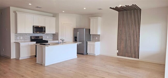 Building Photo - 3903 Wickley Park Way