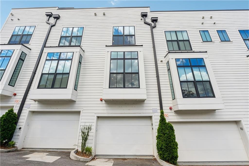 Foto principal - 75 Boulevard NE