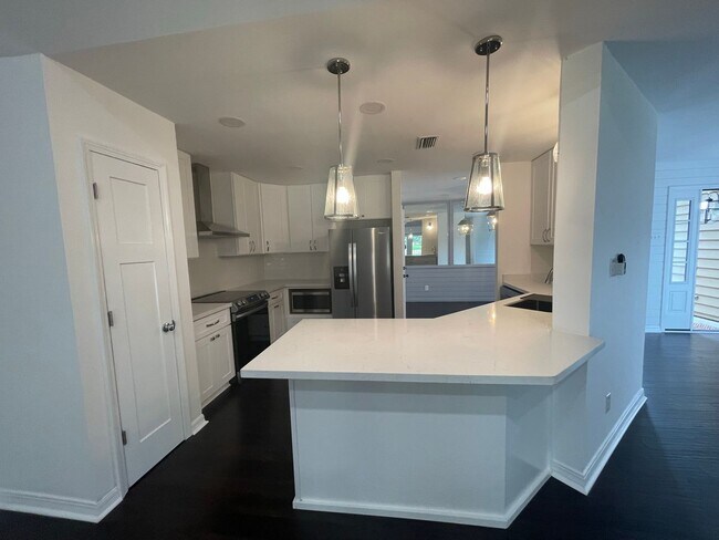 Building Photo - 2 BD, 2 BTH home located in Daphne, AL.