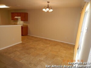 Foto del edificio - Nice 3 bedroom 2 bath with Loft -Ready for...