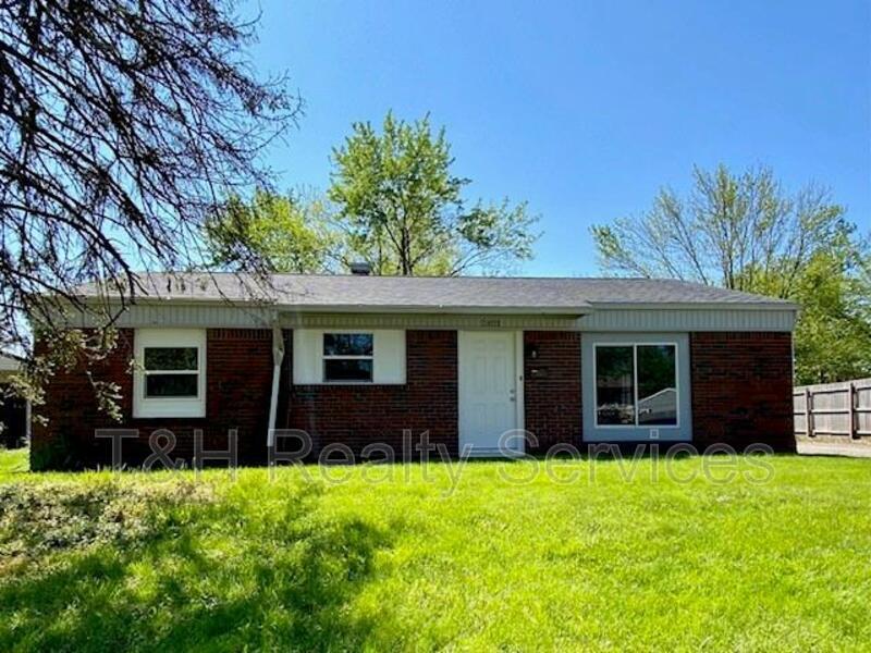 3611 Chateau Ln, Indianapolis, IN 46226 House Rental in Indianapolis