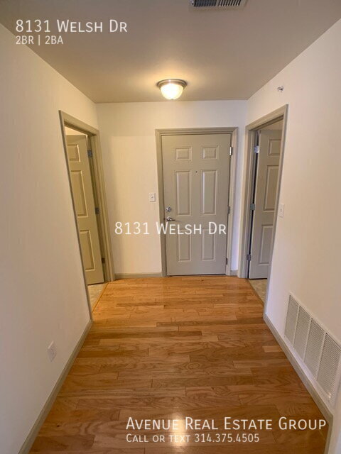 Foto del edificio - 8131 Welsh Dr