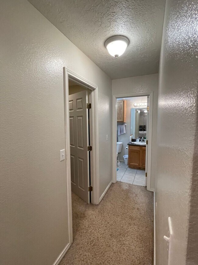 Foto del edificio - 1717 M.L.K. Jr Blvd