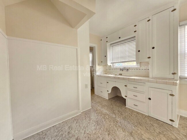 Foto del edificio - 807 Oro Terrace