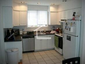 Building Photo - 254 Allston St
