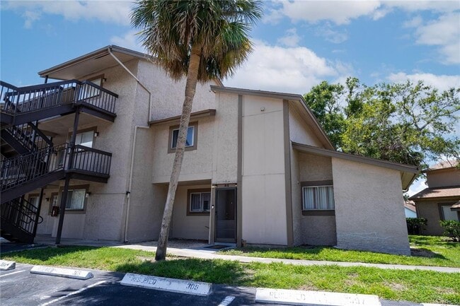 Building Photo - 6338 Newtown Cir