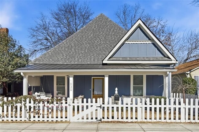 1030 Kirkwood Ave SE