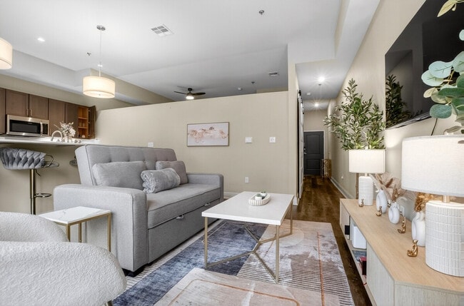 Foto del edificio - 110 N Boston Ave