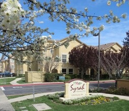 Building Photo - 5350 Dunlay Dr