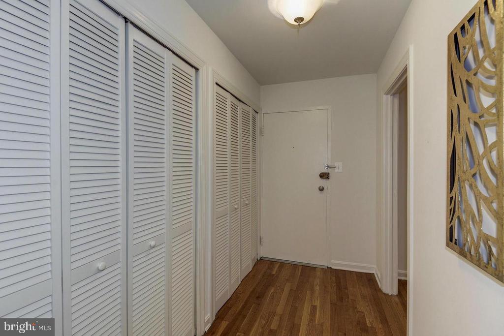Primary Photo - 2022 Columbia Rd NW