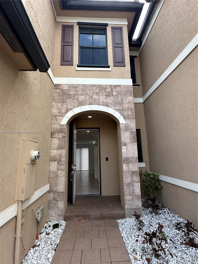 Building Photo - 10821 W 33rd Way