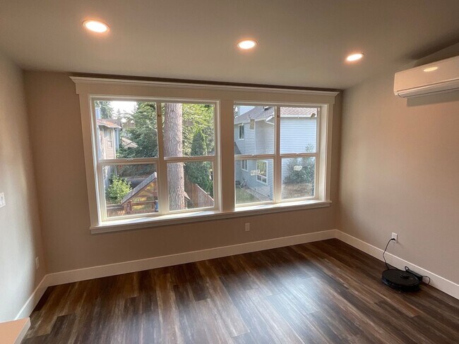 Foto del edificio - Exquisitely Stunning 2 Bedroom Condo for r...