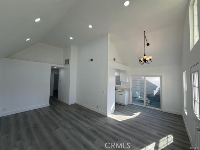 Foto del edificio - 14560 Woodland Dr