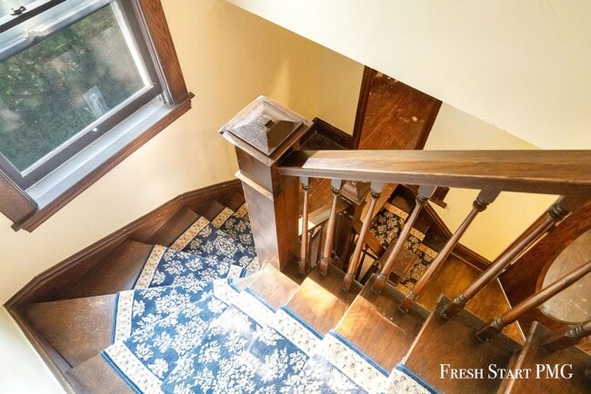 Foto del edificio - 1452 Bridge St NW
