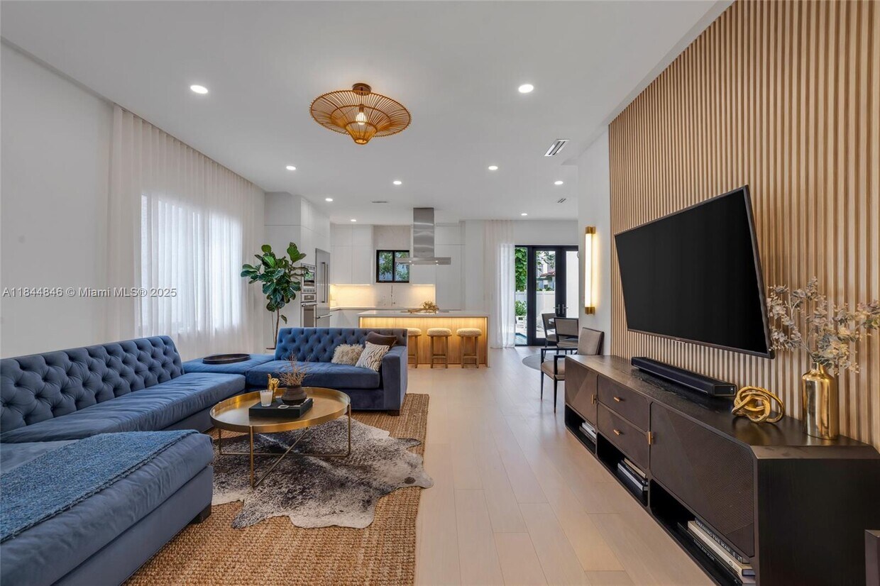 Foto principal - 2618 Trapp Ave