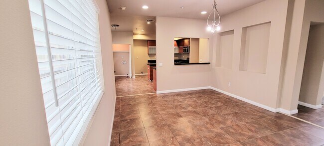 Dinning/kitchen area - 9252 Elm Vista Dr