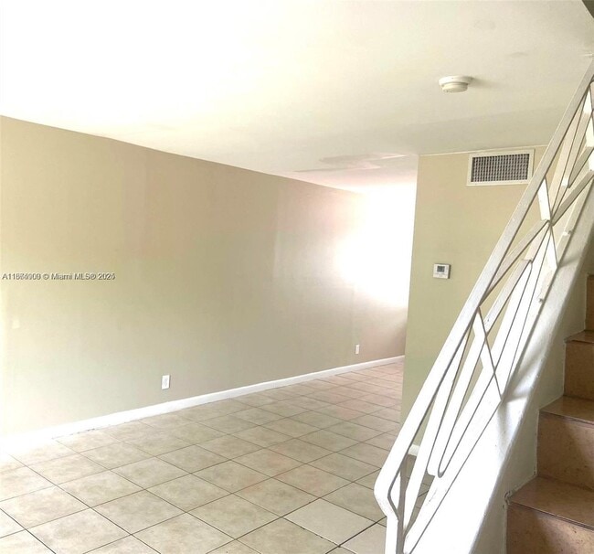 Foto del edificio - 4668 NW 9th Dr