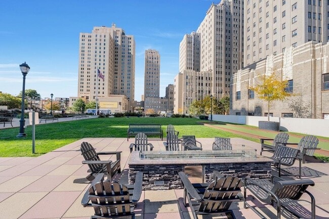 Foto del edificio - 4 Beacon Way