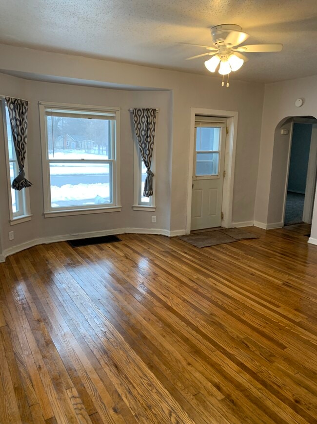 Foto del edificio - 414 Cottage St