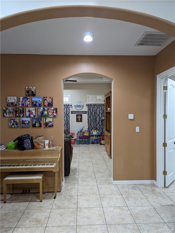 Building Photo - 2721 Hylton Ave