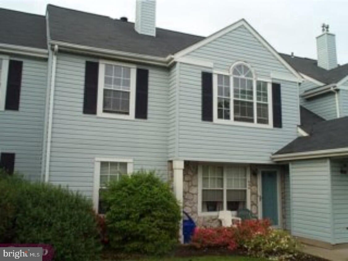 494 Revere Dr Unit 662A, Southampton, PA 18966 Condo for Rent in