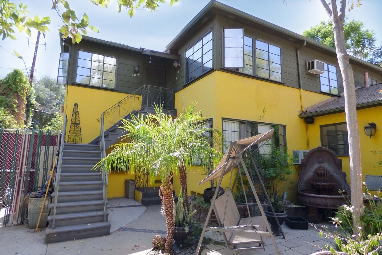 Building Photo - 1612 W Alameda Ave