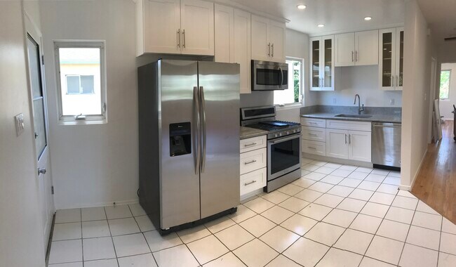 Foto del edificio - 2010 Virginia Ave