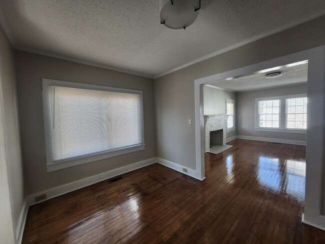 Building Photo - 109 Courtland St