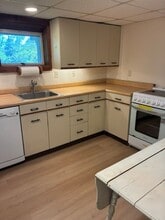 Building Photo - 74 Brickyard Cove Rd