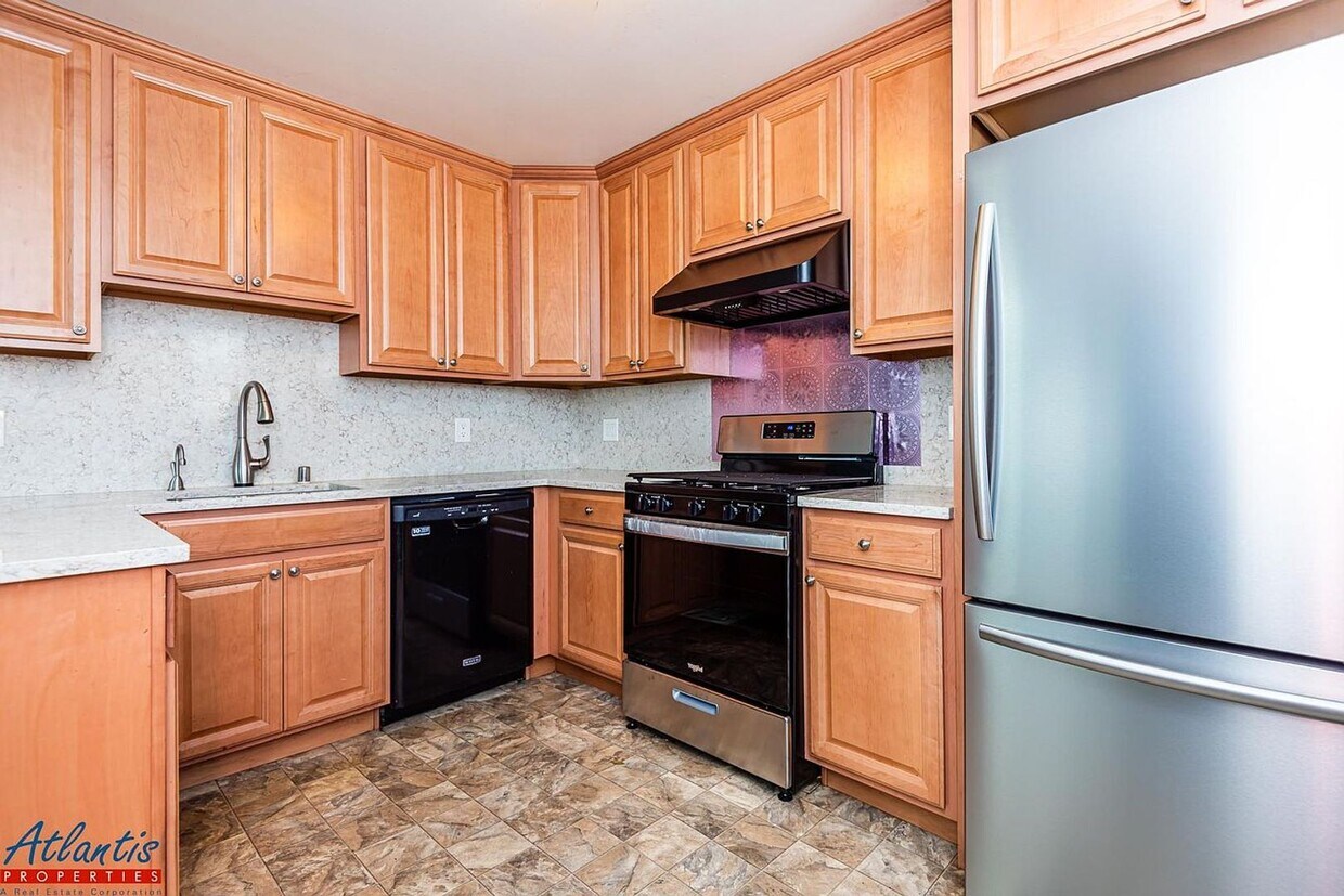 Foto principal - 1223 Mastic St