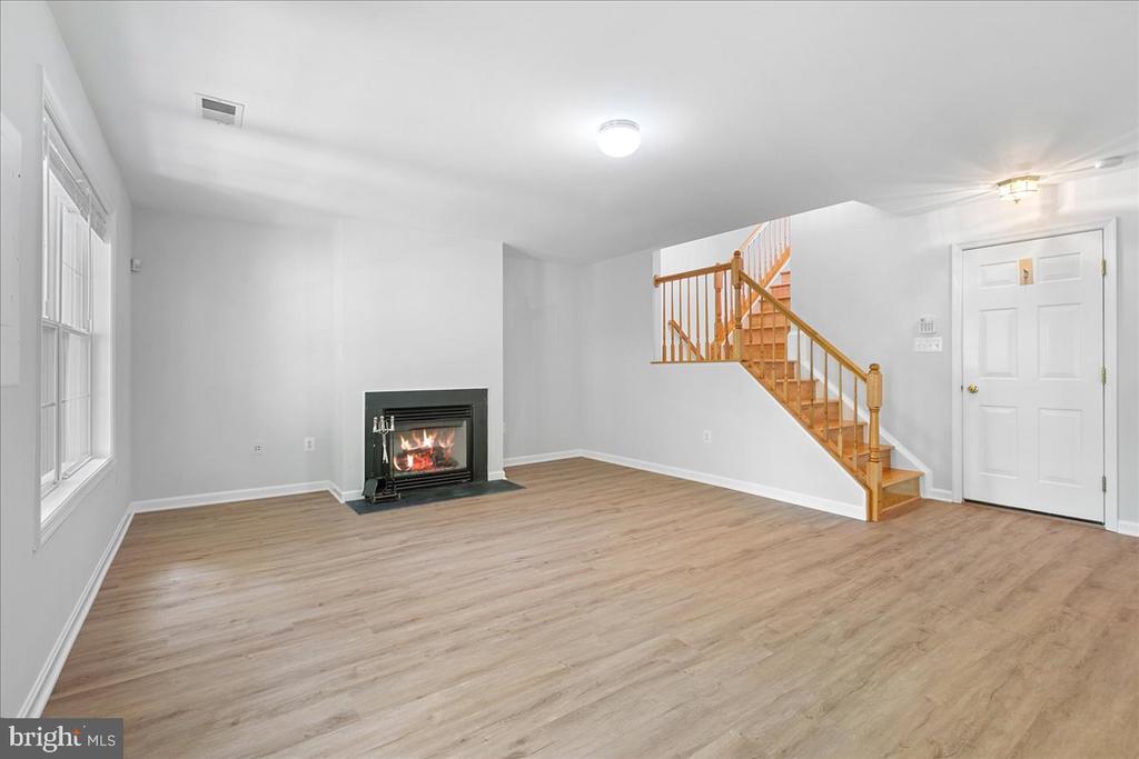 Primary Photo - 6003 Mill Cove Ct