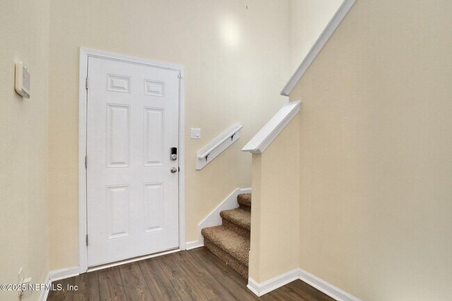 Building Photo - 2351 Oak Stream Dr