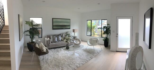 Living Room - 3612 Kelton Ave