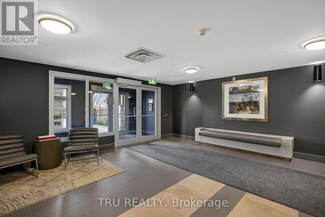 Building Photo - 2785 Baseline Rd