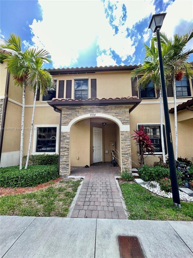Foto principal - 9336 W 33rd Ave
