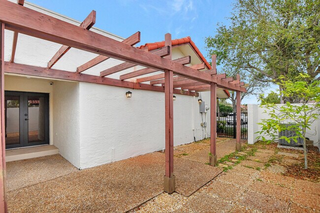 Foto del edificio - 21545 Campo Allegro Dr