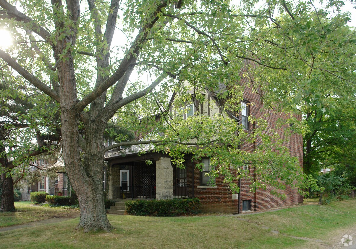 Foto del edificio - 1691-1697 King Ave