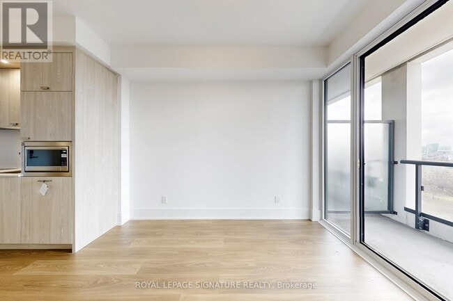 Building Photo - 115 Denison Ave