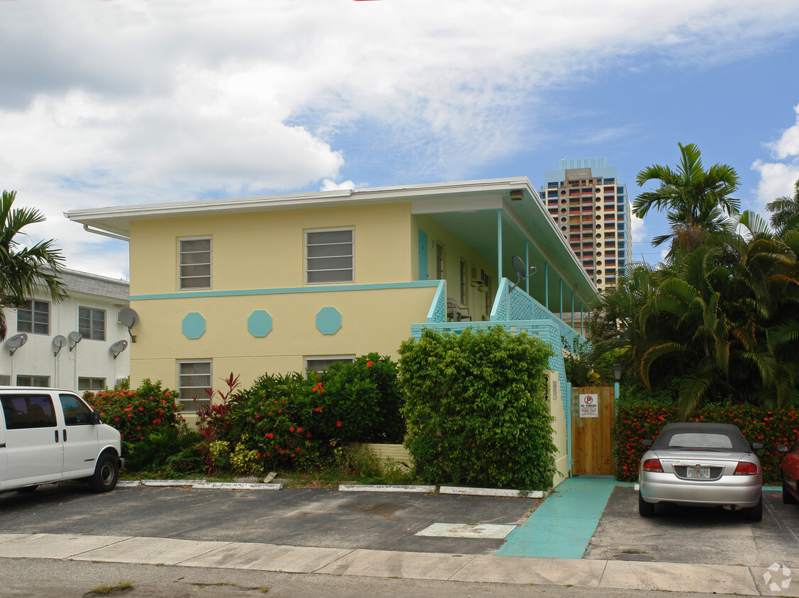 Primary Photo - Birch Ocean Front Apartments