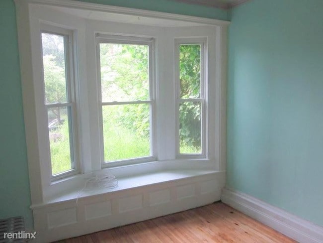 Building Photo - 21 Aldersey St
