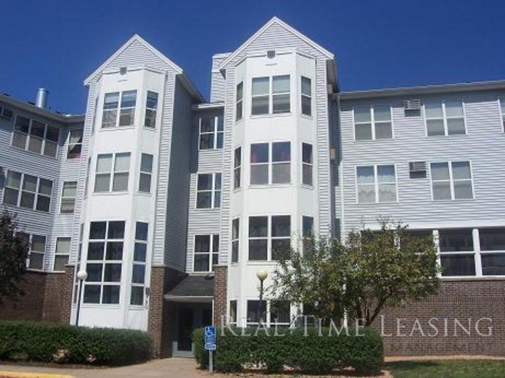 Primary Photo - 720 3rd Ave NE