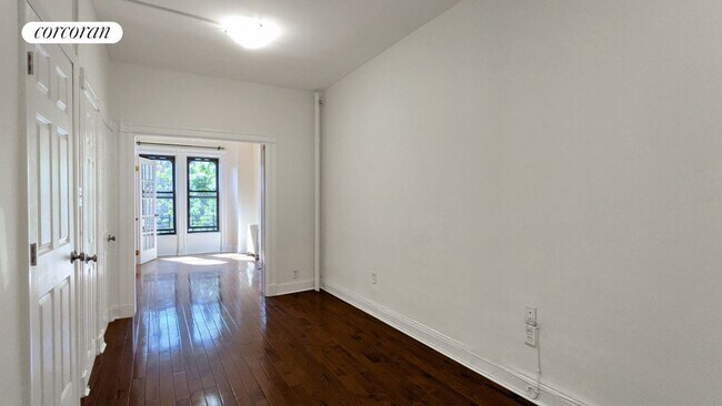 Foto del edificio - 463A Prospect Ave