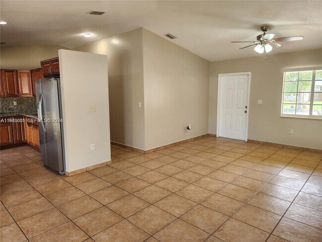 Foto del edificio - 18303 SW 139th Pl