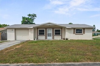 Building Photo - 3719 Warbler Dr