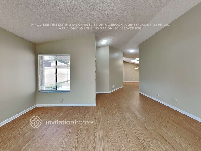 Foto del edificio - 1930 NW 39th Ave