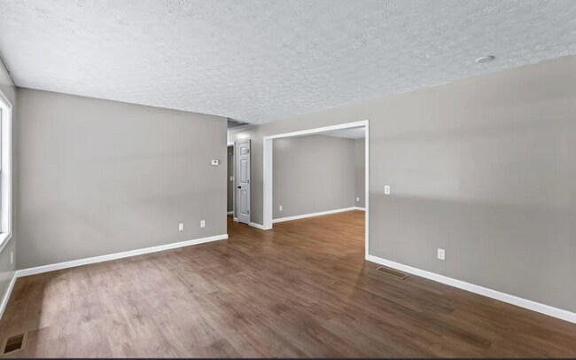 Building Photo - 480 Boone Hedges Rd