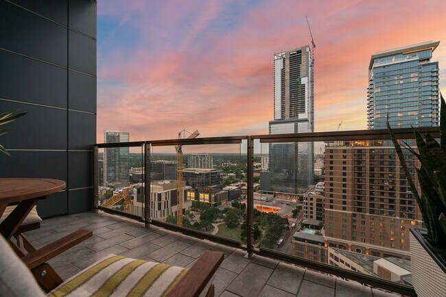 Foto del edificio - 210 Lavaca St