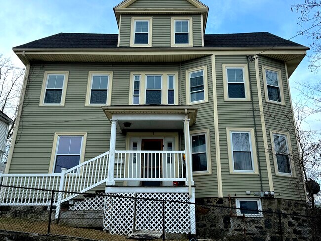 Building Photo - 3 Gould Ave